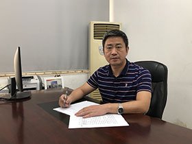 全美反独促统联盟主席